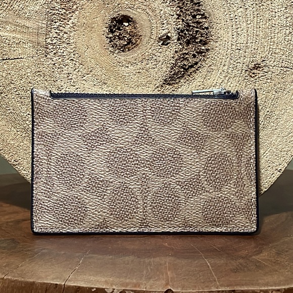 NWT COACH ZIP CARD CASE - Picture 2 of 10